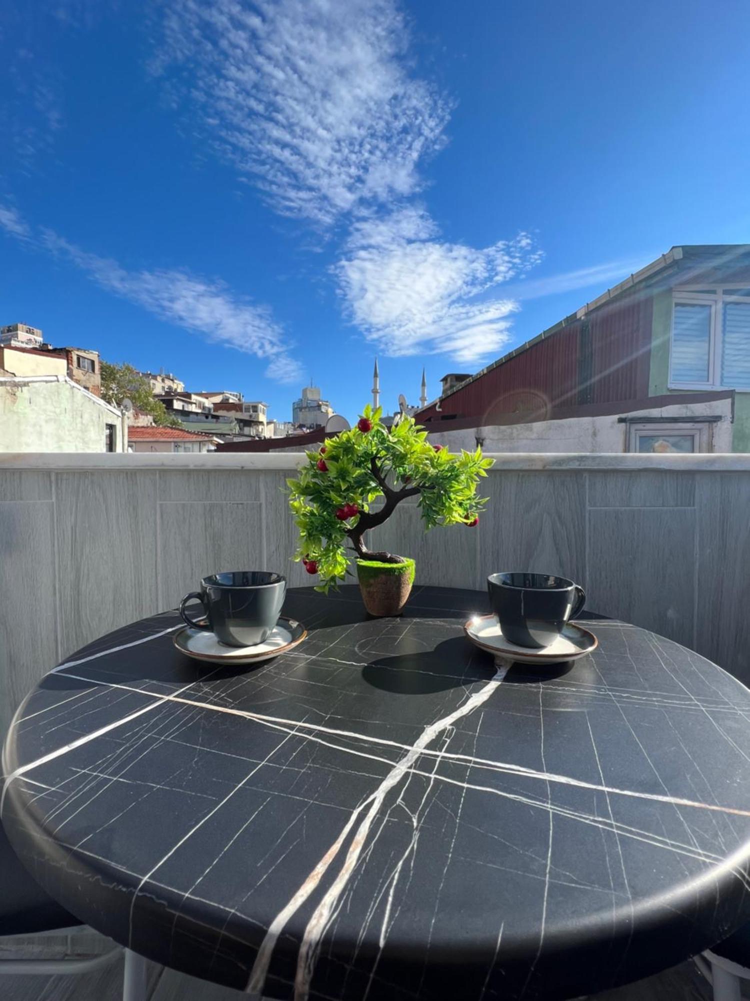 Taksim Larissa Residence Истанбул Екстериор снимка