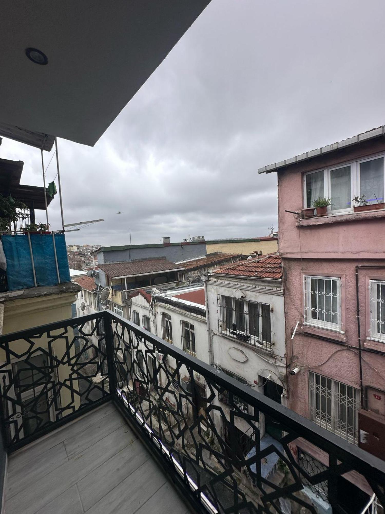 Taksim Larissa Residence Истанбул Екстериор снимка